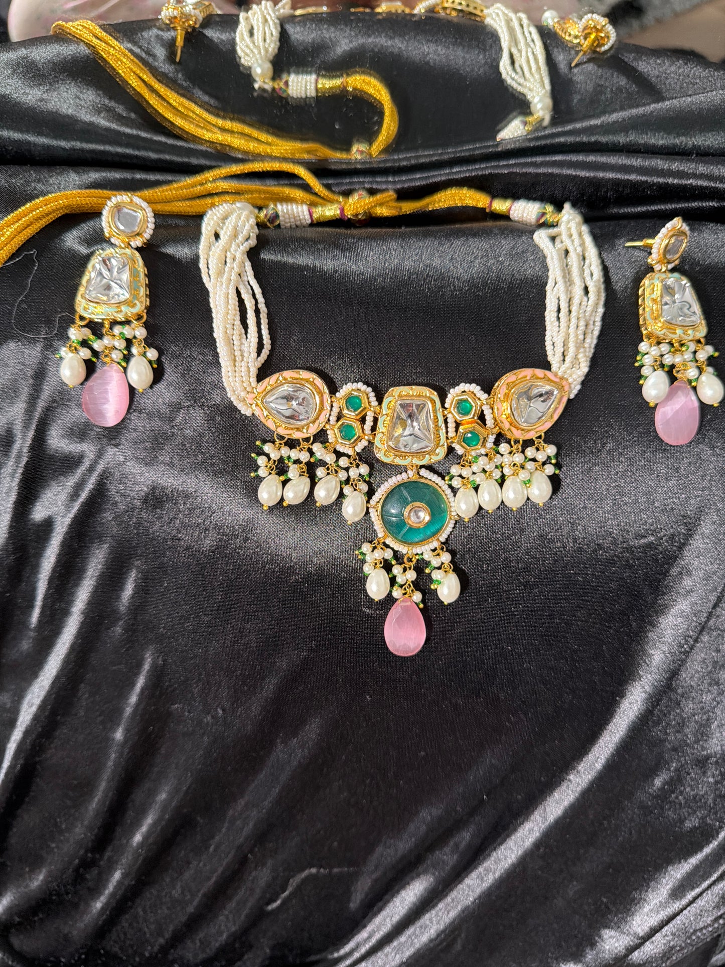 Rose Quartz & Teal Kundan Pearl Choker Set