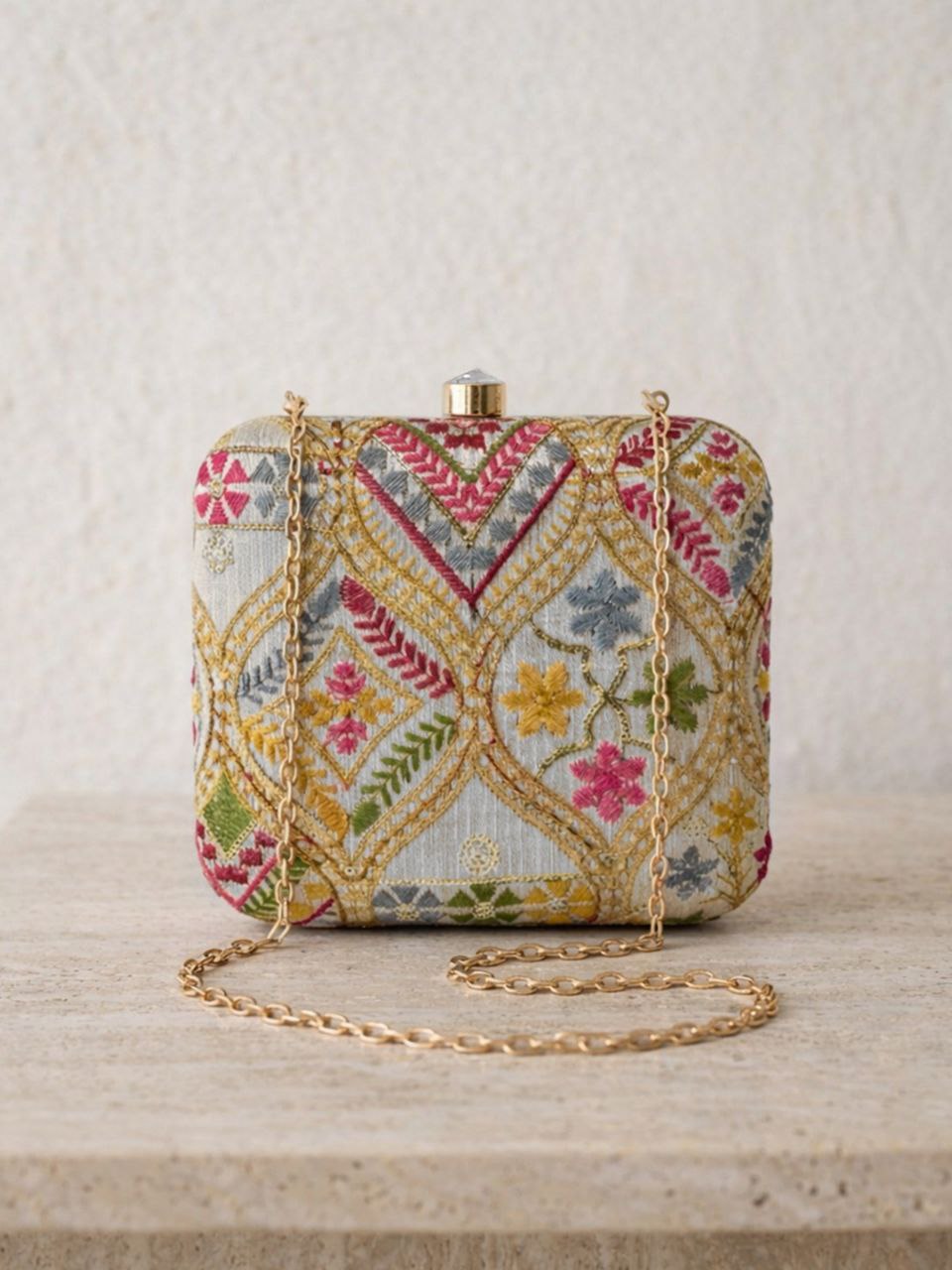 Ethnic Embroidery Clutch Bag