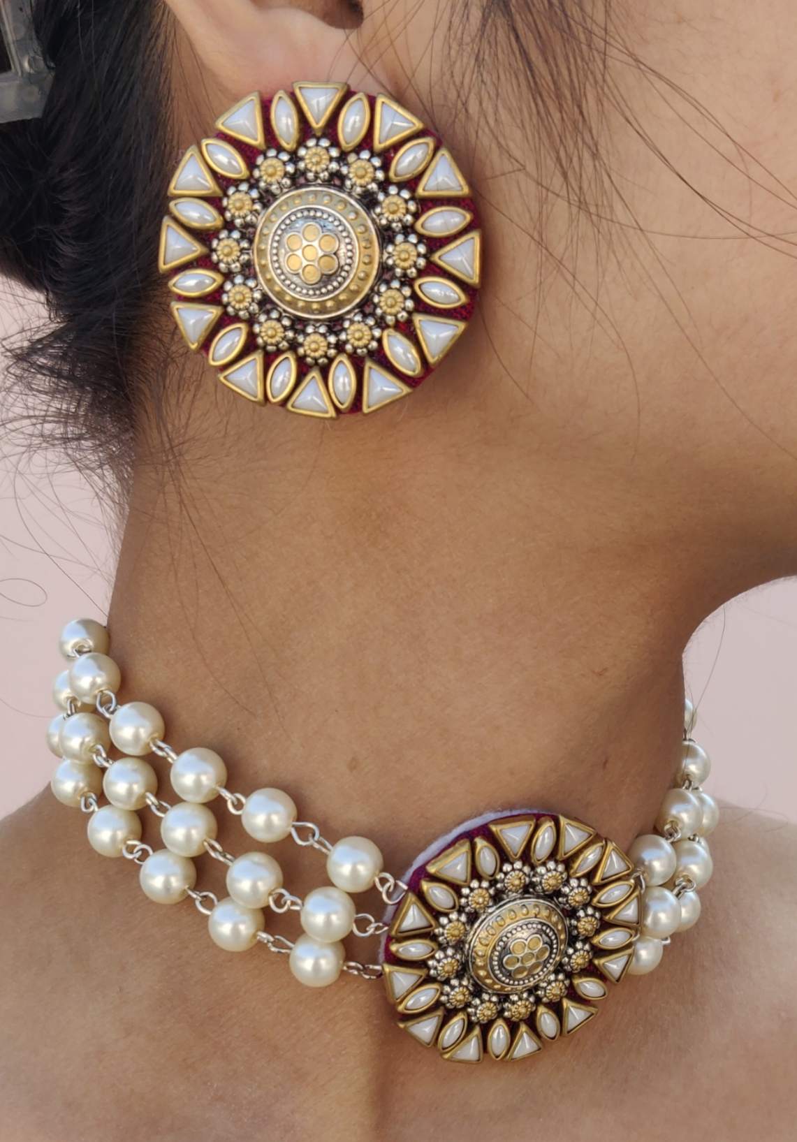 Handmade Round Fabric Dual Tone Pearl Choker Necklace Set