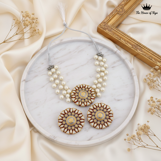 Round Fabric Pearl Choker